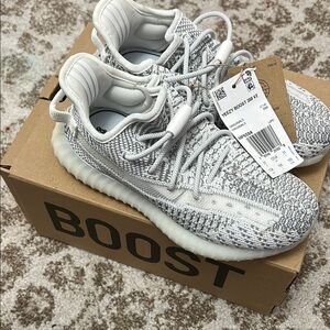 Adidas Yeezy Boost 350 V2 White Knit Sneakers